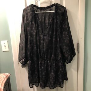 Women’s Sheer Tunic Maurice’s Size 3